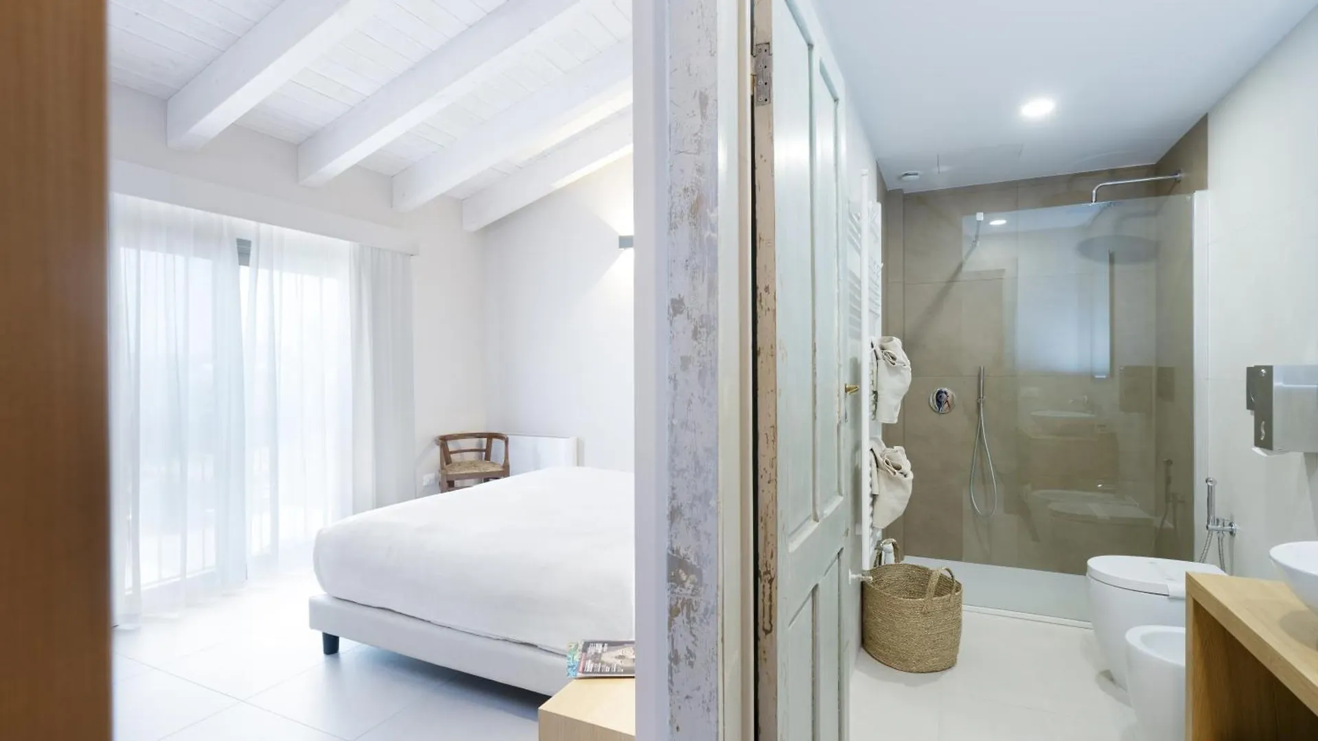 Ros'E Mari Green Home Hotel Oristano 4*,