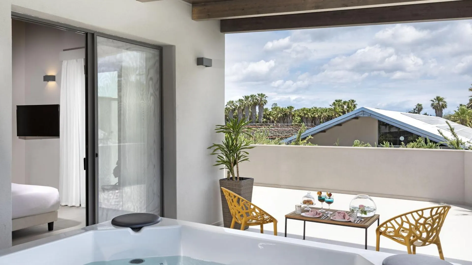 Ros'E Mari Green Home Hotel Oristano