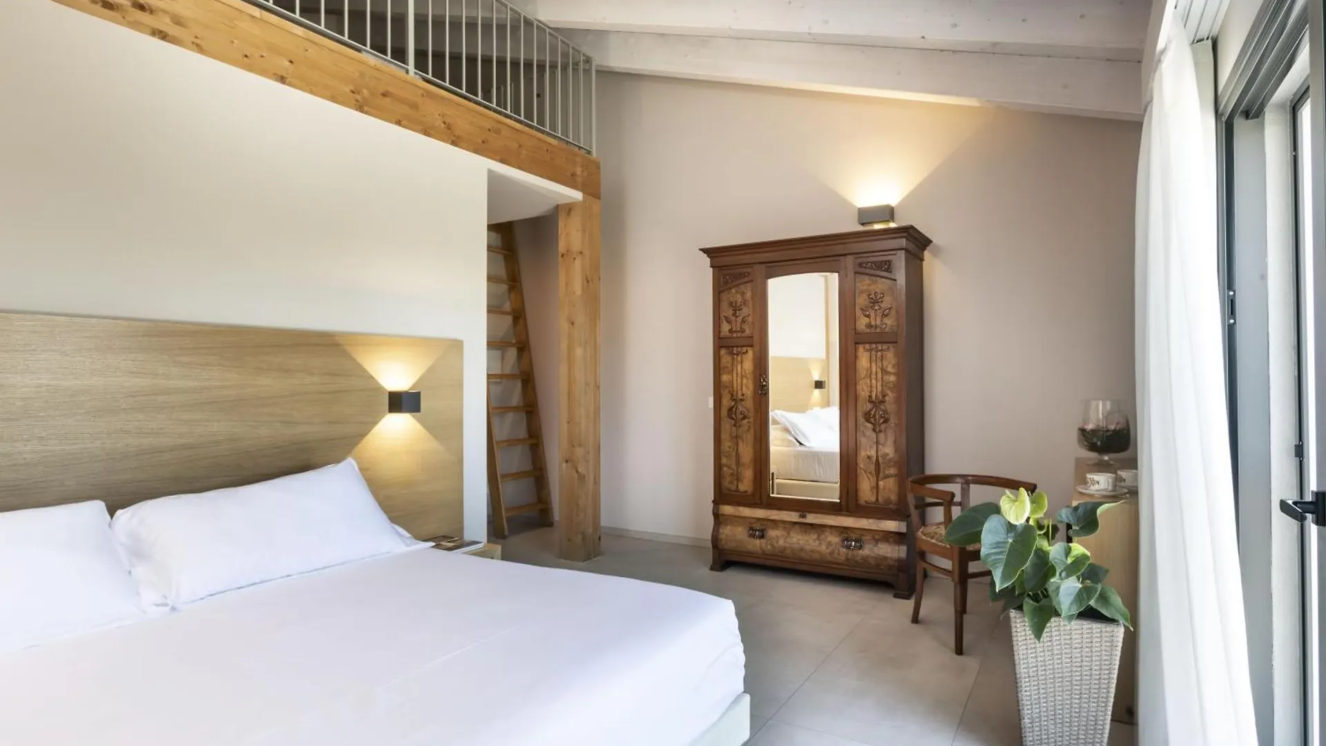 Ros'E Mari Green Home Hotel Oristano 4*,  Italie