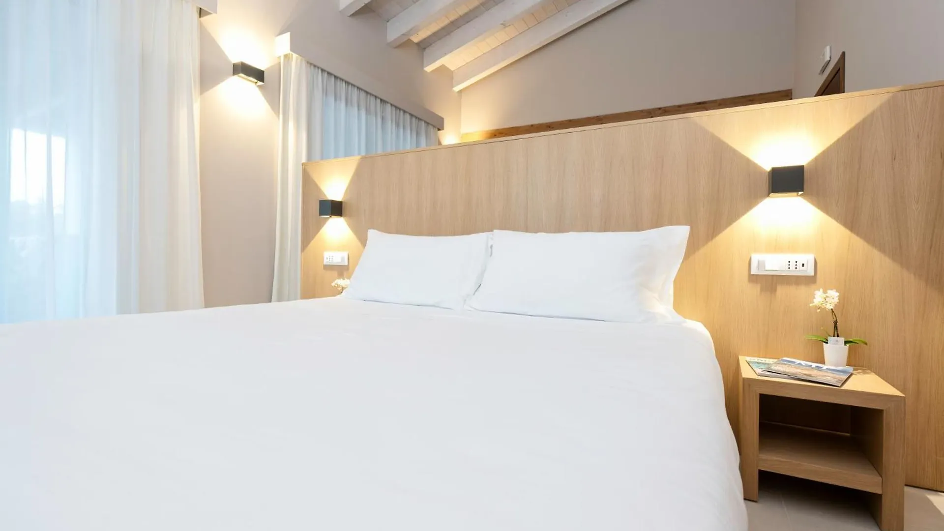 Ros'E Mari Green Home Hotel Oristano