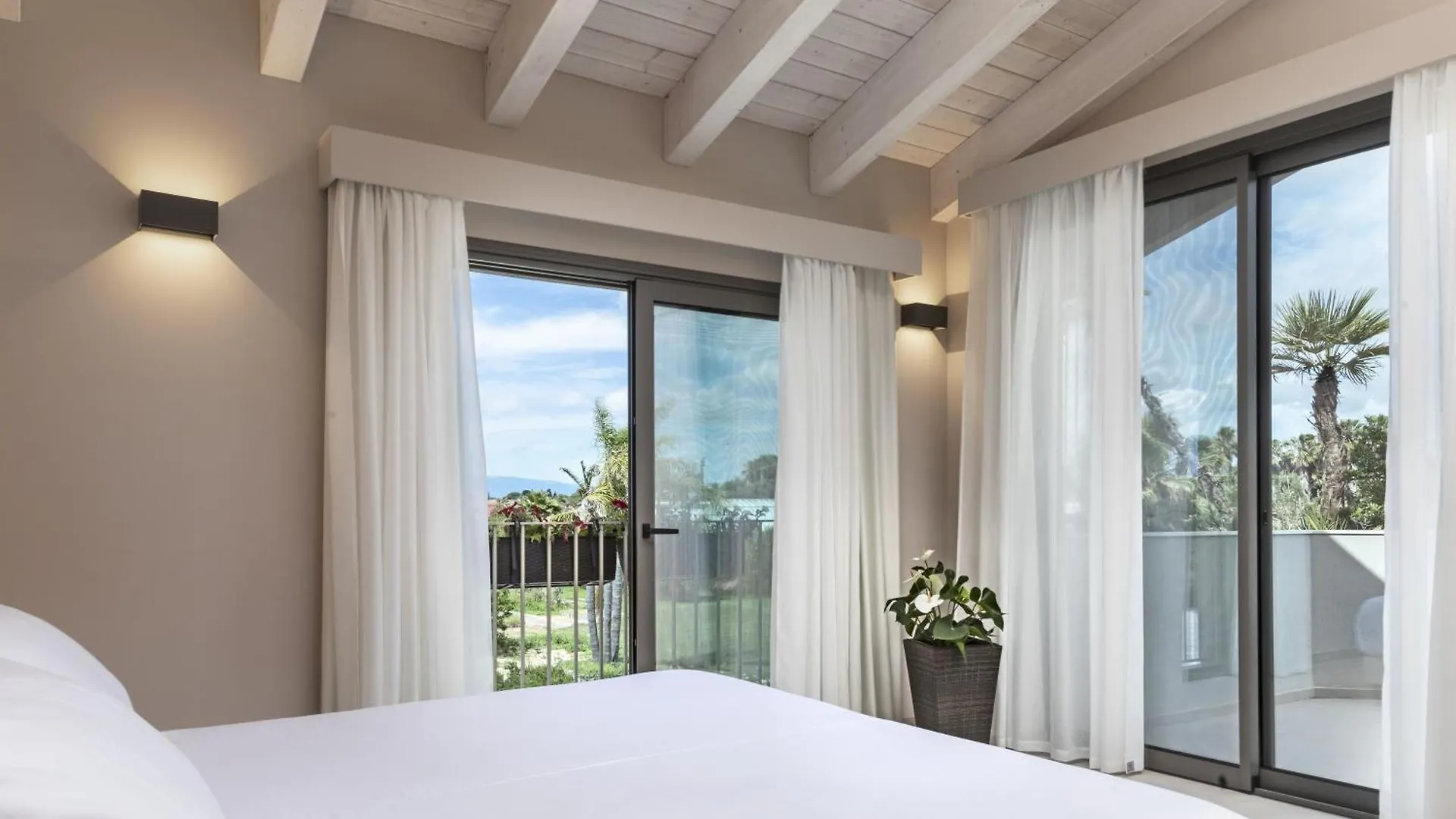 Ros'E Mari Green Home Hotel Oristano